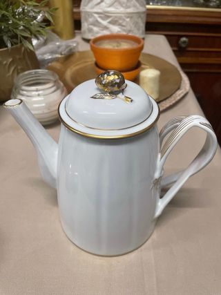 Conjunto Loiça Porcelana Dourada