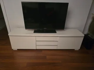 Mueble TV Ikea Bestå Burs blanco alto brillo