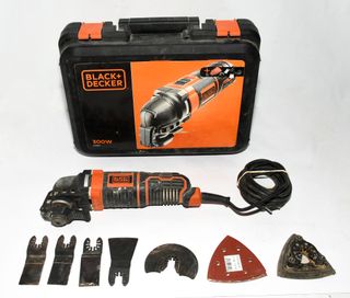 Multiherramienta Black+Decker MT300