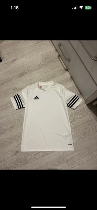 Camiseta Adidas blanca transpirable