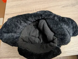 Gorro invierno pelo negro con orejeras