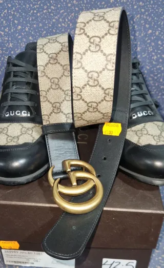 Zapatilla + Cinturón Gucci Canvas GG Monograma.