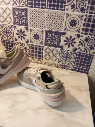 Deportivos Nike Talla 35 Gris/Rosa