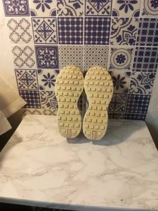 Deportivos Nike Talla 35 Gris/Rosa