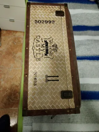 Baúl estilo clásico vintage