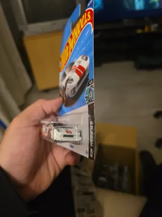 Hot Wheels Ford GT Blanco