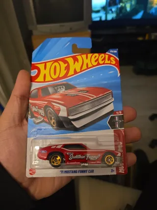 Hot Wheels '71 Mustang Funny Car Rojo