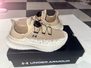 Zapatillas Under Armour Mujer Beige/Blanco