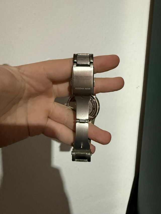 Reloj Mark Maddox Azul Plateado CORREA DETERIORADA