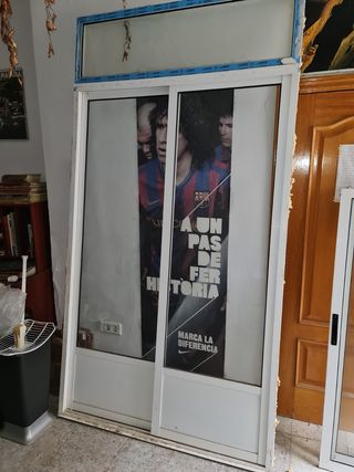 Ventana y puerta balconera de aluminio