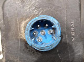 Nissan 107174 piloto trasero derecho atleon 120