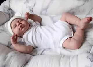 Muñeco reborn vinilo entero y en tela