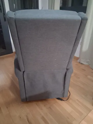 Sillón reclinable eléctrico gris