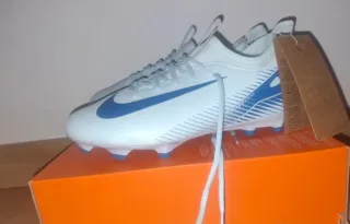 Scarpe da calcio Nike Jr Zoom Vapor 16 per bambini