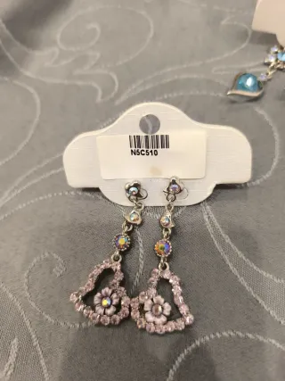 Pendientes bisutería plateados y rosas