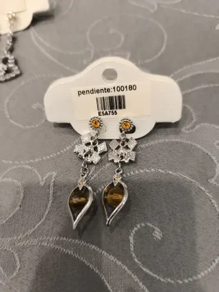 Pendientes bisutería plateados y rosas