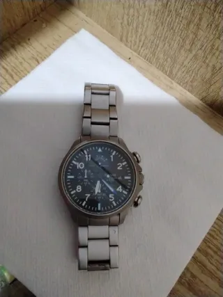 Reloj Pulsar Cronógrafo Negro y Plateado