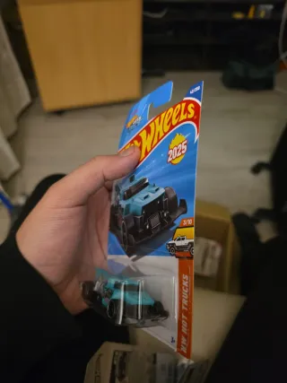 Hot Wheels Haulerback 2025