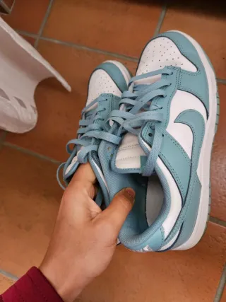 Nike Sneakers Azzurre/Bianche Tg 40