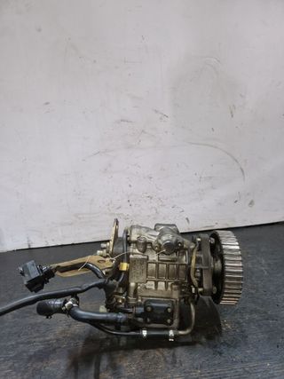 BOMBA INYECCION VOLKSWAGEN PASSAT BERLINA (3B2)