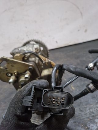 BOMBA INYECCION VOLKSWAGEN PASSAT BERLINA (3B2)