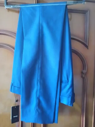 Traje azul Formula Joven