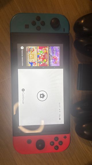 Nintendo Switch + 3 mandos