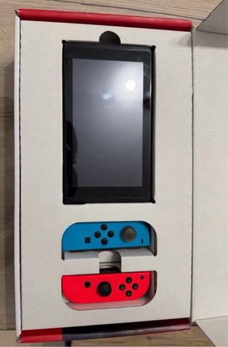 Nintendo Switch + 3 mandos