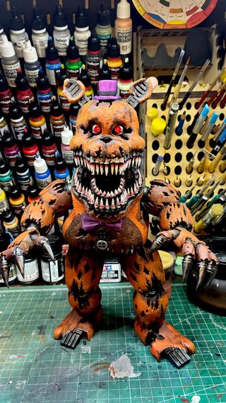 Figura Five Nights Freddy Impresa y pintada a mano