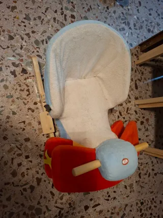 Balancín bebé avión peluche