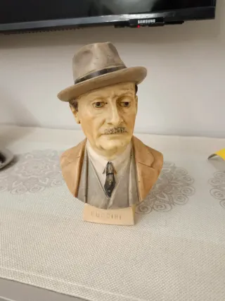 Statuina busto Maestro Puccini