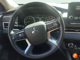 Mitsubishi Outlander 200 MPI Kaiteki CVT 4WD 7 Plazas