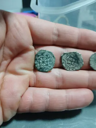 Monedas antiguas decoradas