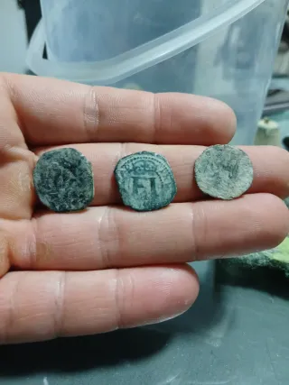 Monedas antiguas decoradas