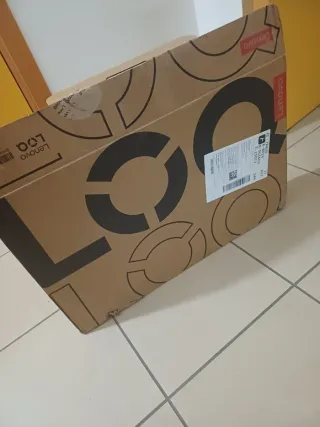 Lenovo LOQ 15IRX10 RTX 5060-Intel core i5-13450hx