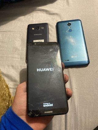 4 móviles para reparar o repuesto