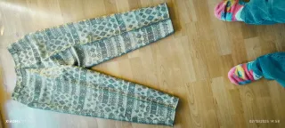 Pantalón estampado mujer tonos dorados