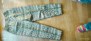 Pantalón estampado mujer tonos dorados