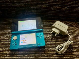Nintendo 3DS Blu + Caricatore
