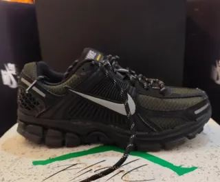 Zapatillas Nike Air Zoom Vomero 5 Negro Verde 45