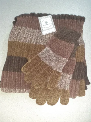 Conjuntos bufanda y guantes mujer/ varios colores.