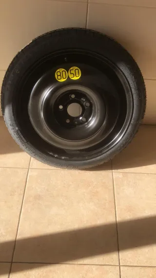 Rueda repuesto Toyota Corolla a estrenar