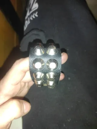 Pulsera de pinchos punk rock