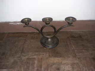 Candelabro de metal para 3 velas 15cm alto ver