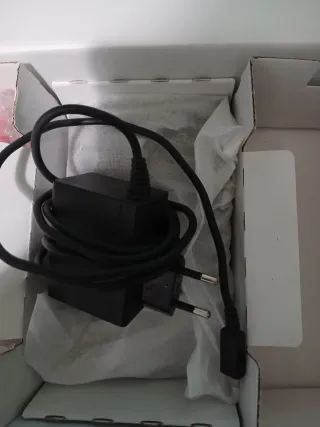 Nintendo Switch + funda + caja OFERTA