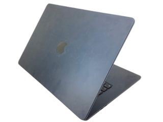 portatil apple apple macbook air m3 8-core 4.0 15 (10gpu) (2024) (a3114)