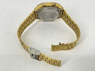 otros relojes casio 3298