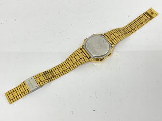 otros relojes casio 3298