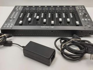 controlador midi solid state logic uf8