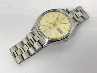 otros relojes citizen esfera amarilla a rayas